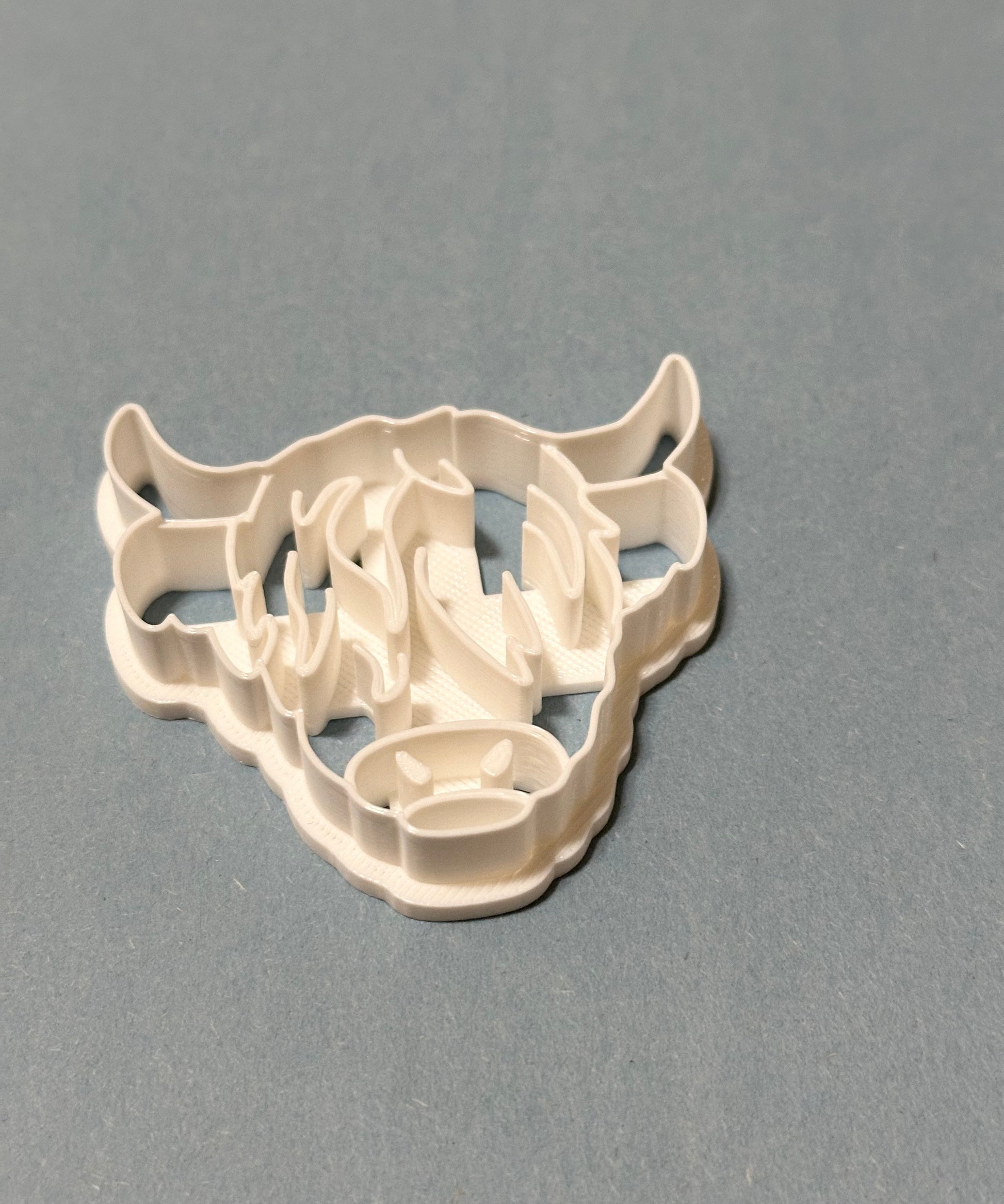 Highland cow cookie cutter with stamp